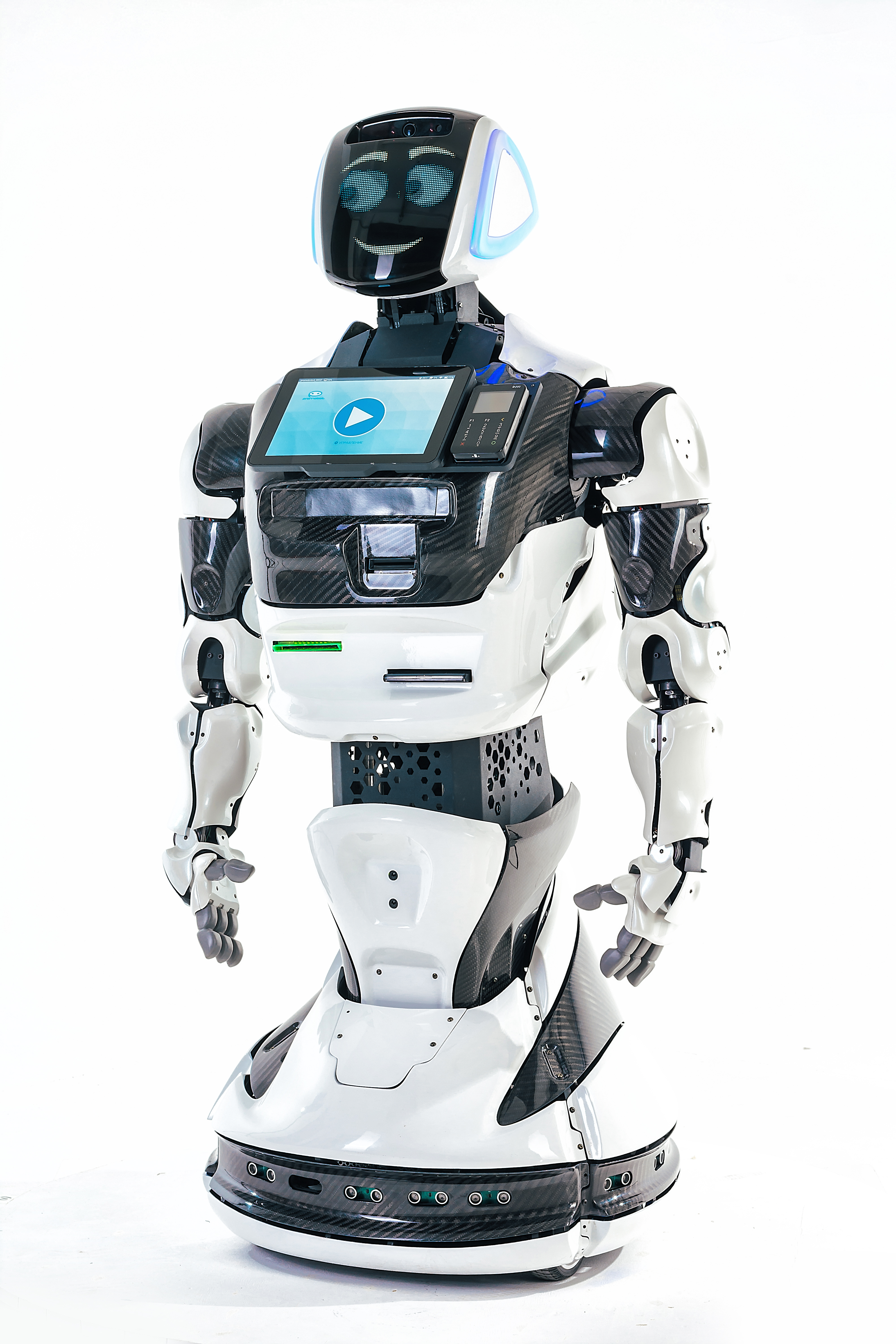 Комплект робототехники Promobot v4 образование